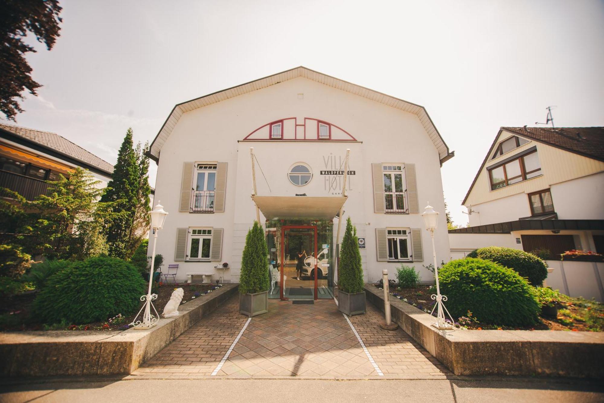 Villa Waldperlach By Blattl Мюнхен Экстерьер фото